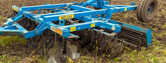 Two-row disc harrows